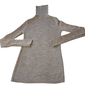 Uniqlo Gray Turtleneck Ribbed Long Sleeve Sweater Small